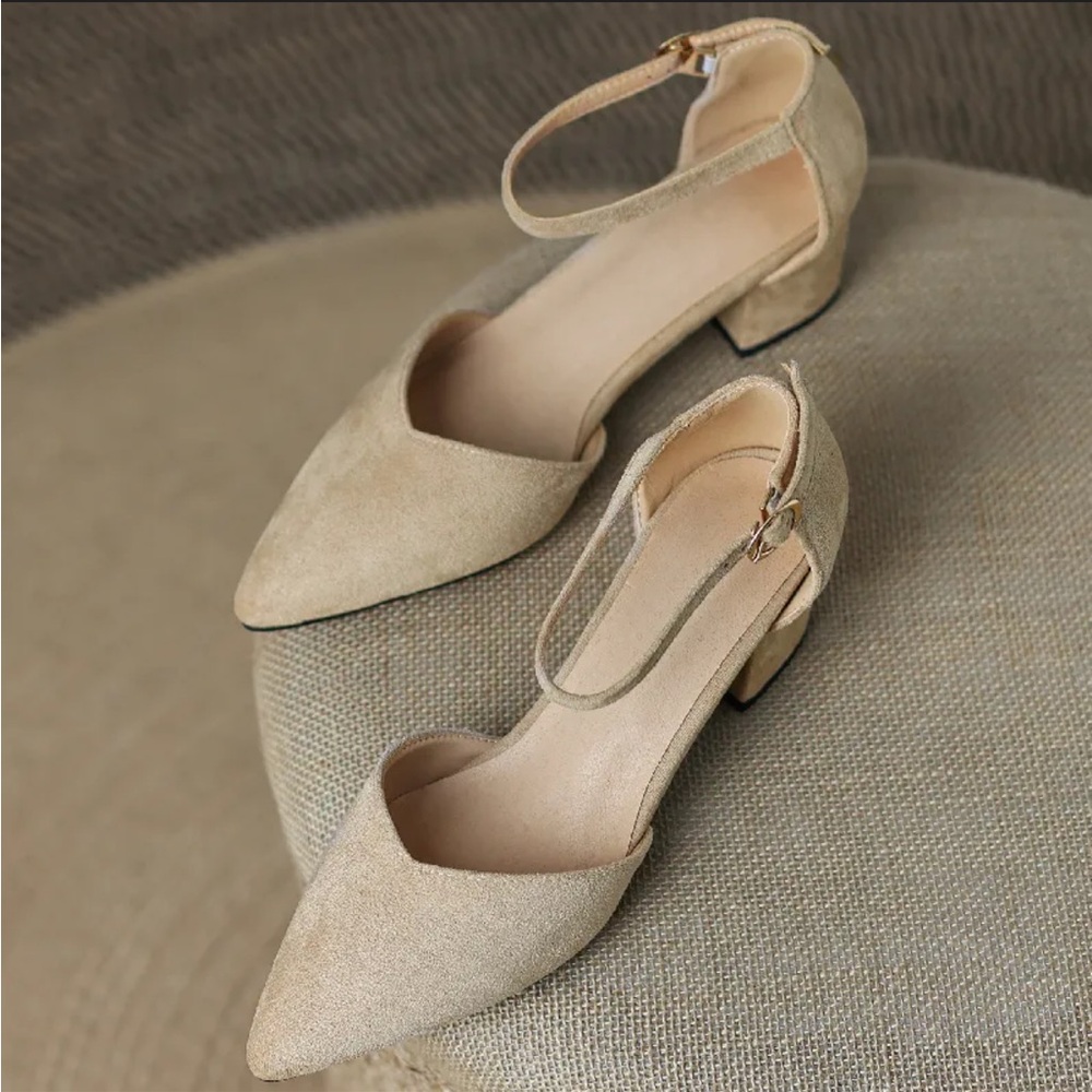 New faux suede kitten heel